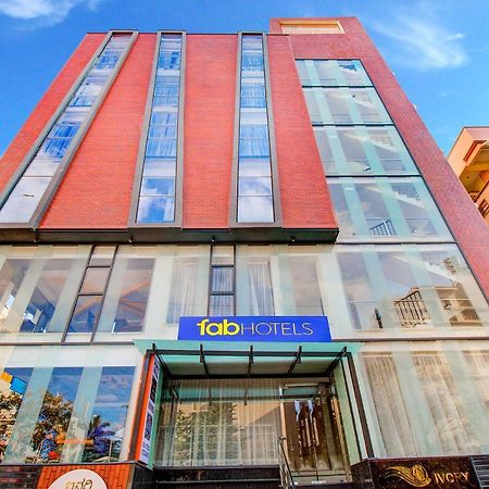Fabhotel The Royal Suites - Nr Gopalan Innovation Mall Bangalore Exterior foto