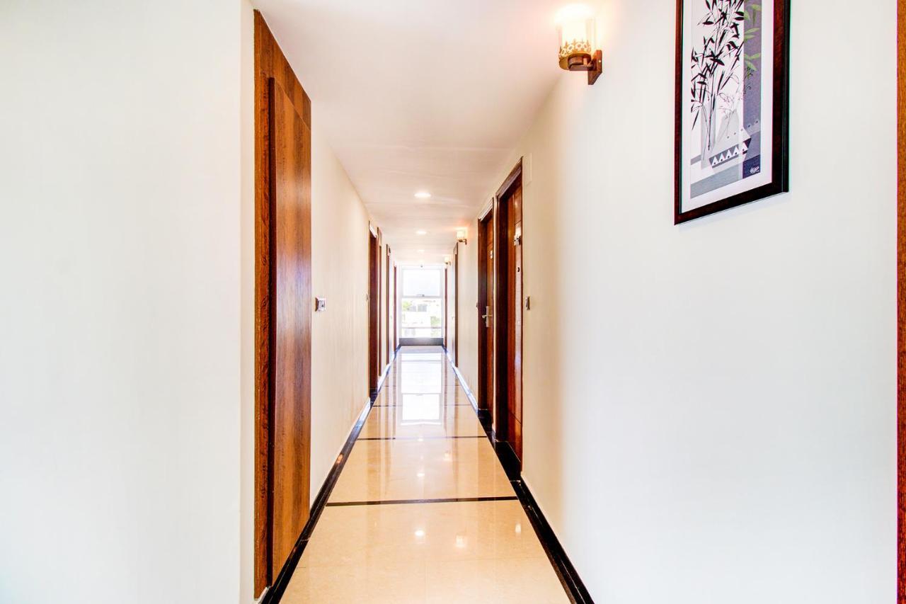 Fabhotel The Royal Suites - Nr Gopalan Innovation Mall Bangalore Exterior foto