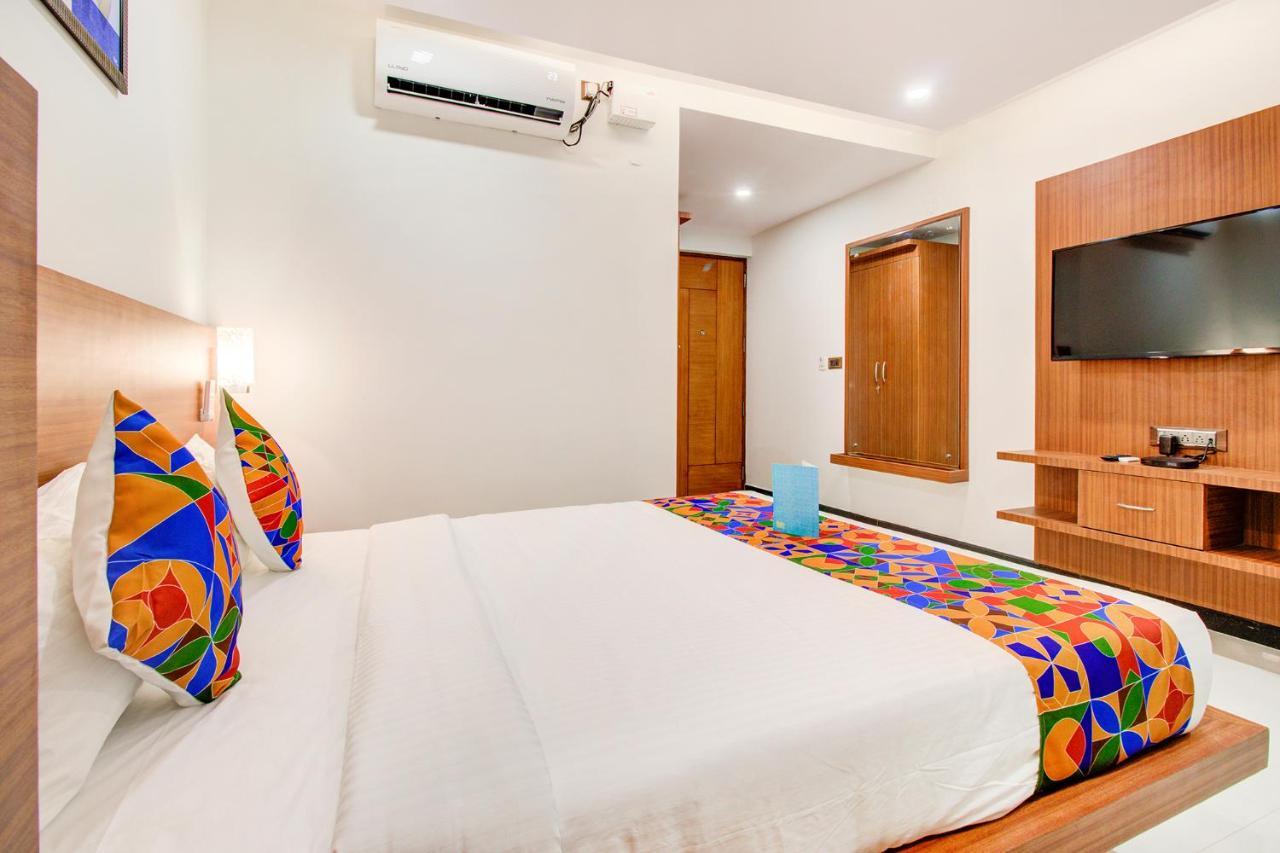 Fabhotel The Royal Suites - Nr Gopalan Innovation Mall Bangalore Exterior foto