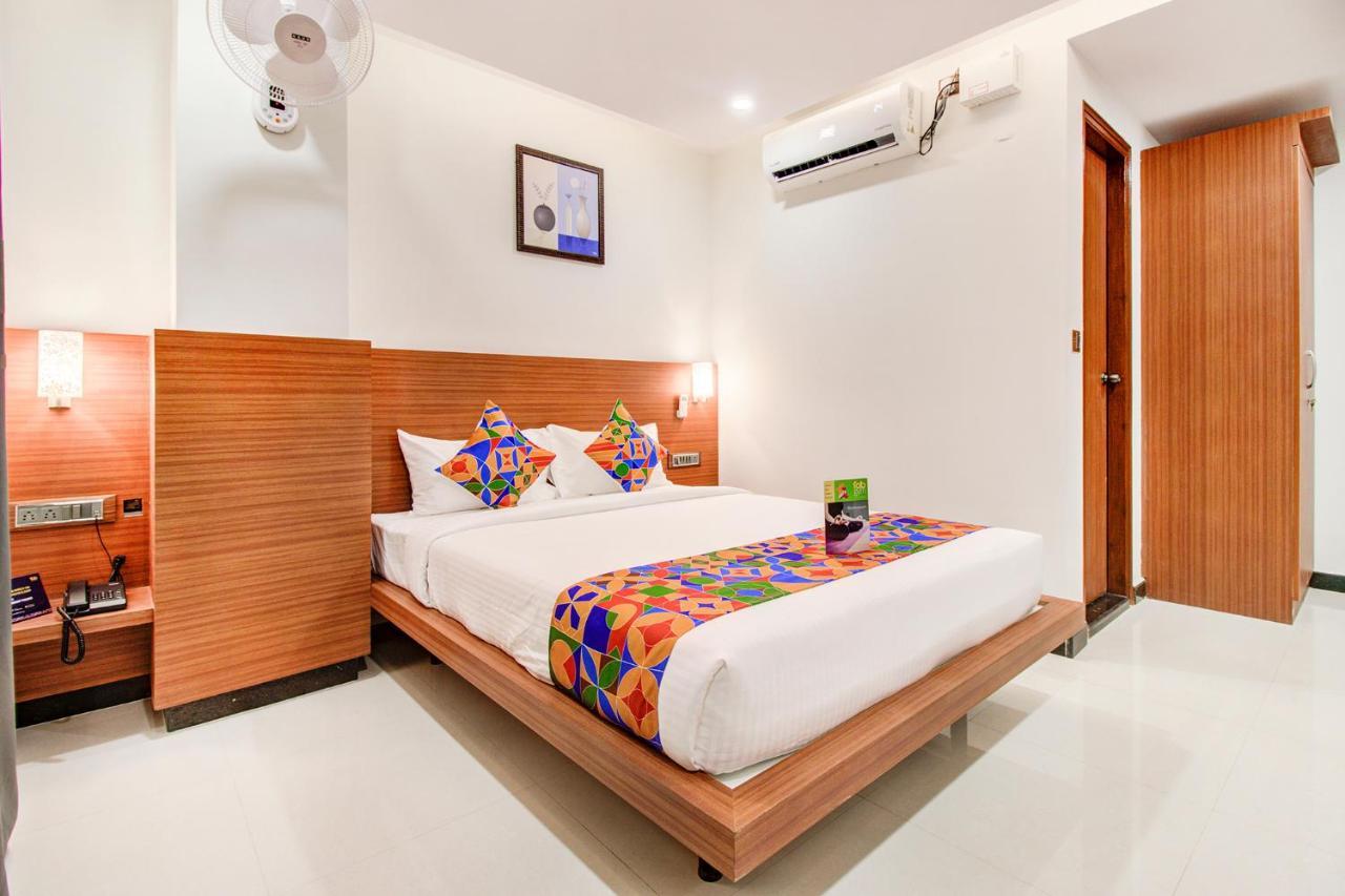 Fabhotel The Royal Suites - Nr Gopalan Innovation Mall Bangalore Exterior foto